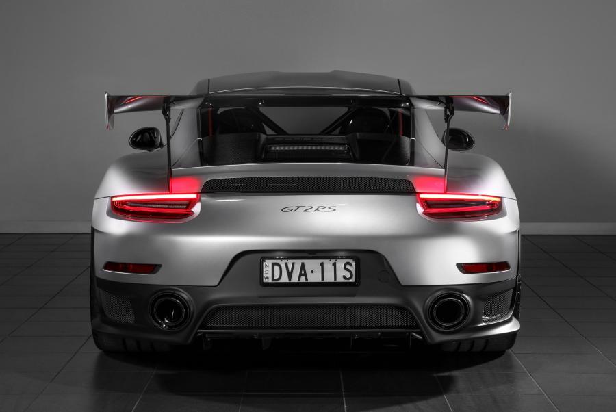  Porsche 911 GT2 RS (991) 2018 года  (AU) (фото 3 из 38)